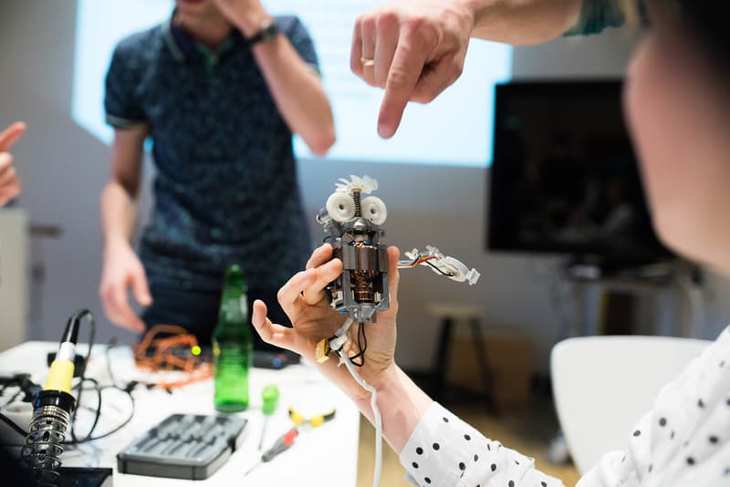 Fab Academy 2022 - Trash hacking workshop pic