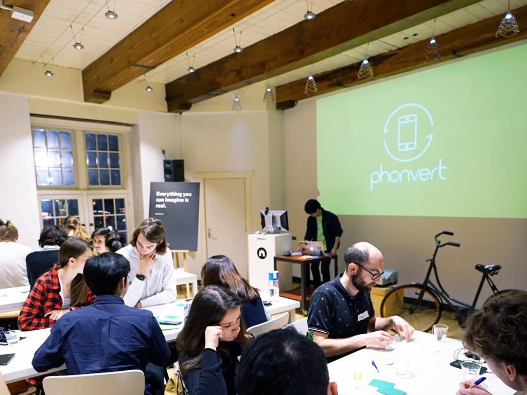 Phonvert workshop Waag Tomo Kihara