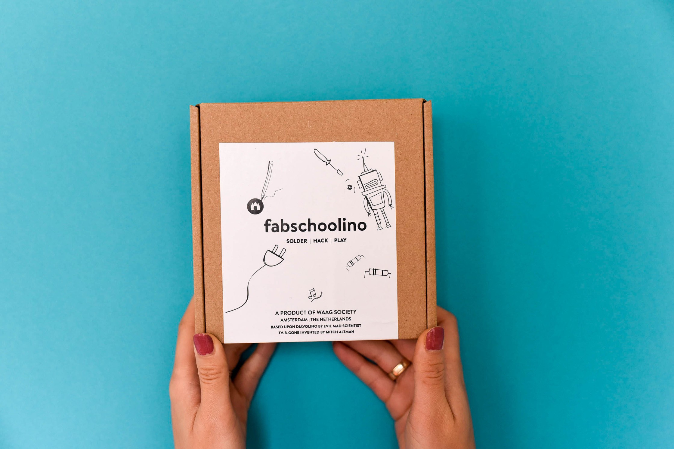 Fabschoolino box