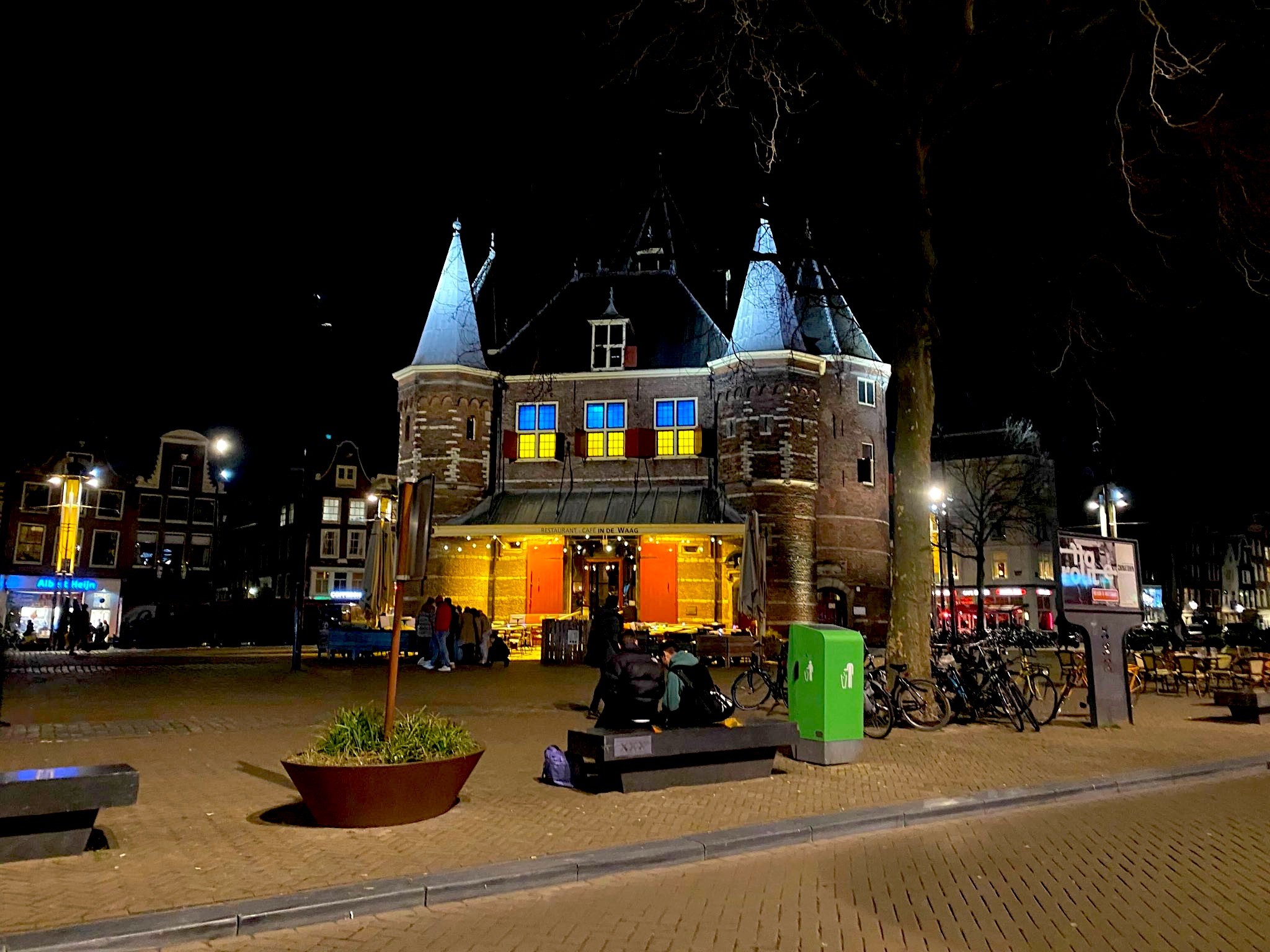 Waag opent haar deuren 