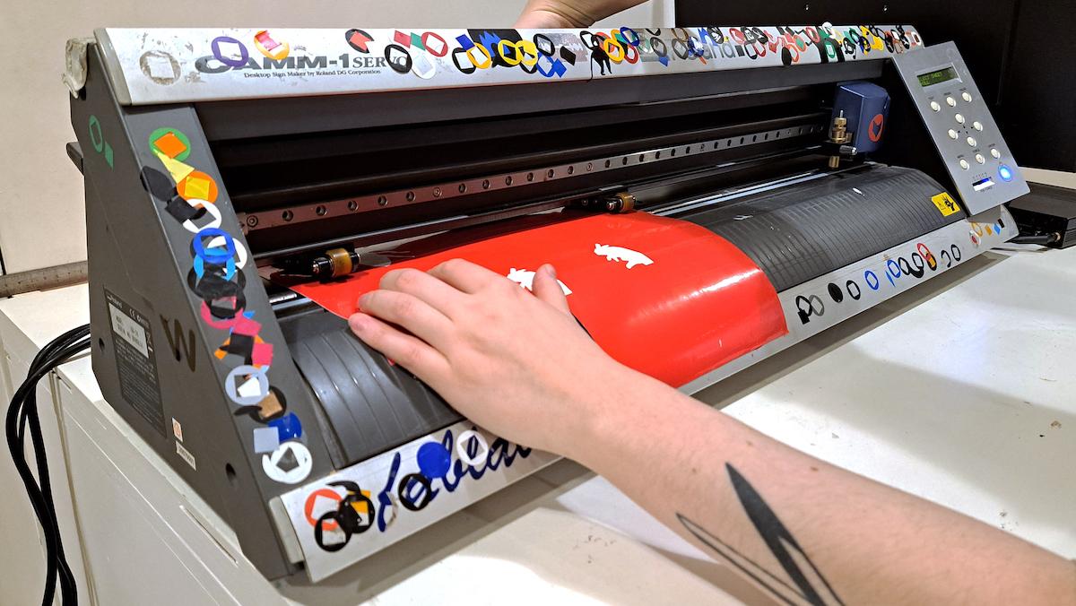 Vinylsnijder in Waags Fablab