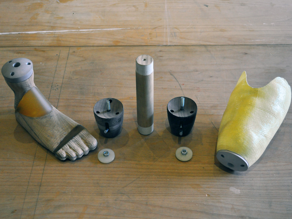 Project Circleg – low cost prosthetic leg system