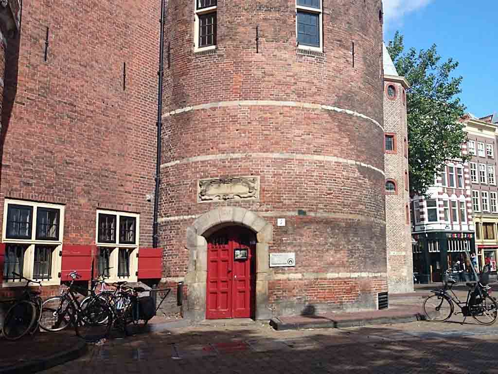 Fablab entrance Nieuwmarkt 4 Amsterdam Fablab entrance Nieuwmarkt 4 Amsterdam
