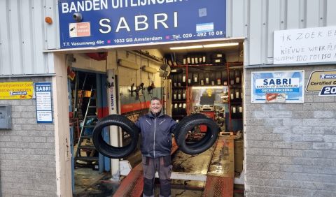 Banden uitlijncentrum Sabri
